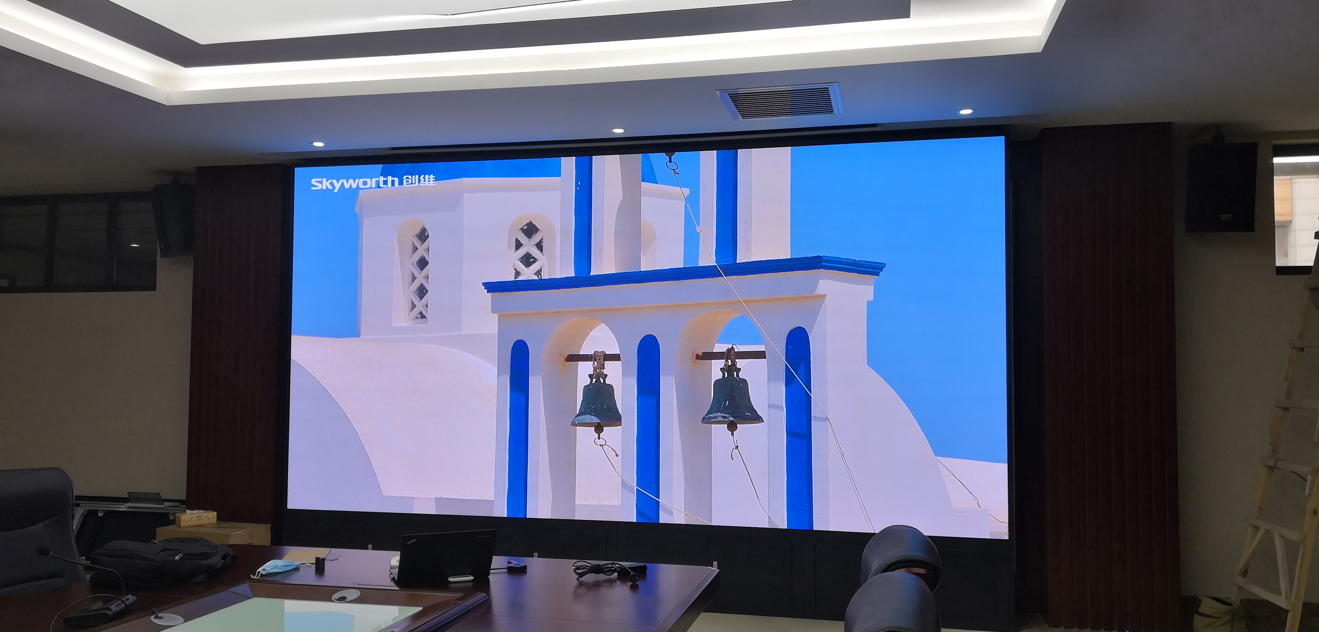 安裝LED大屏的時候，怎么解決散熱和防水的問題呢？